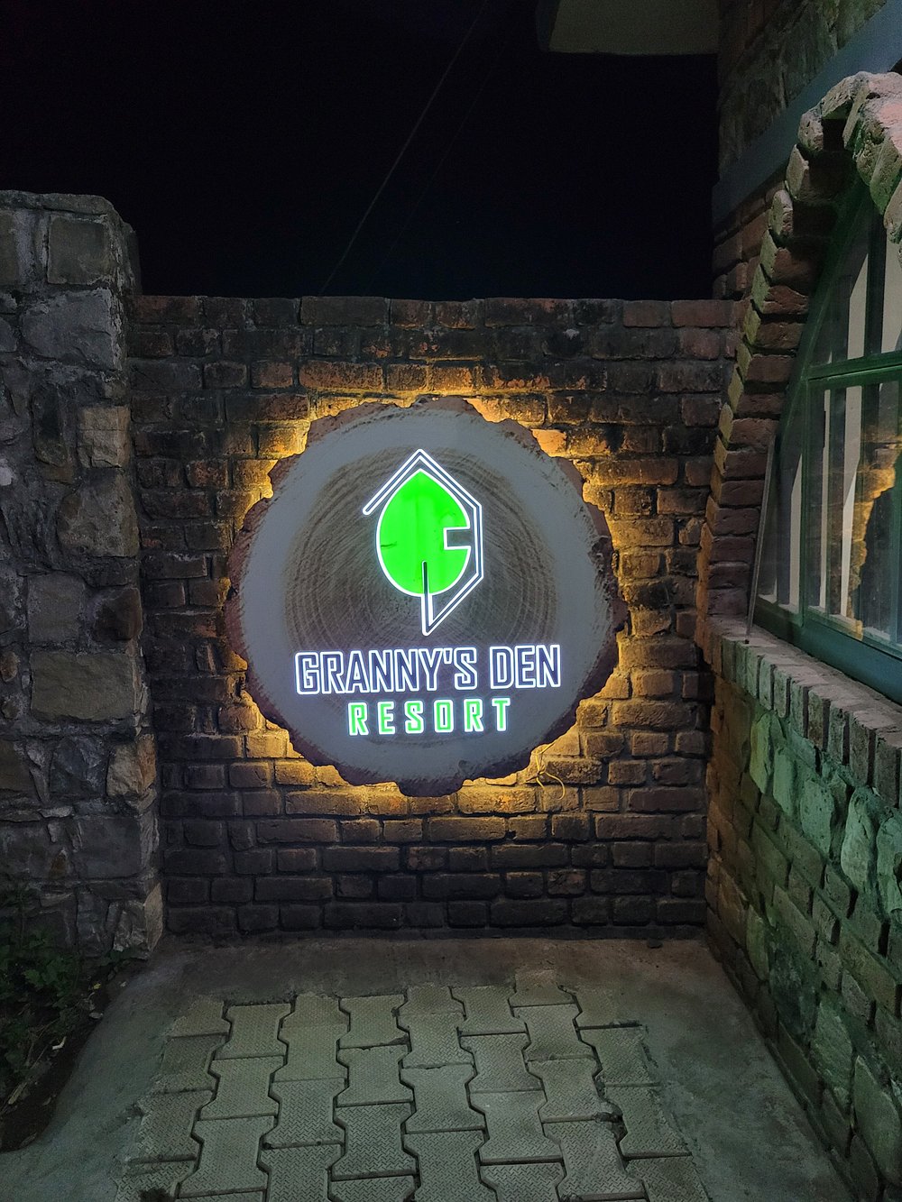 Granny's Den Entrance Sign